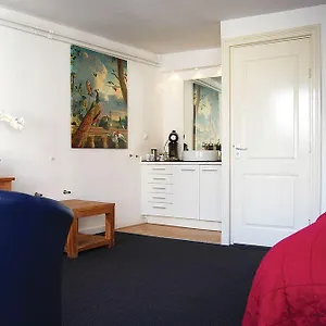https://adriaen-van-ostade-bb.thehaguehotels.net
